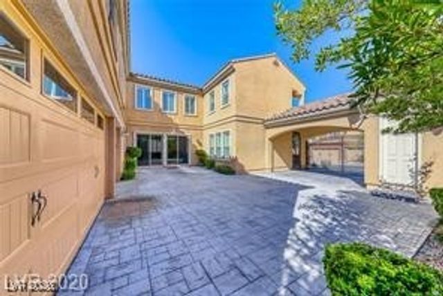 2729 Marie Antoinette Street, Henderson, NV 89044