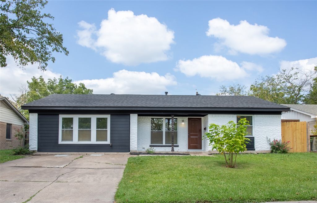 521 Pleasant Valley Road, Garland, TX 75040
