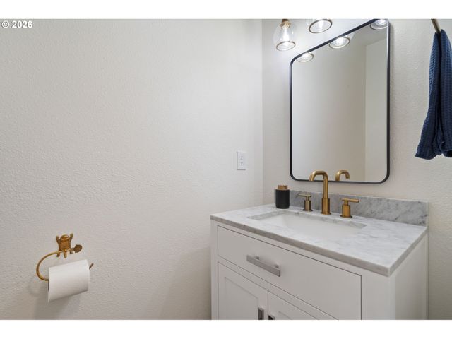 4030 Nw QUINAULT St, Camas, WA 98607