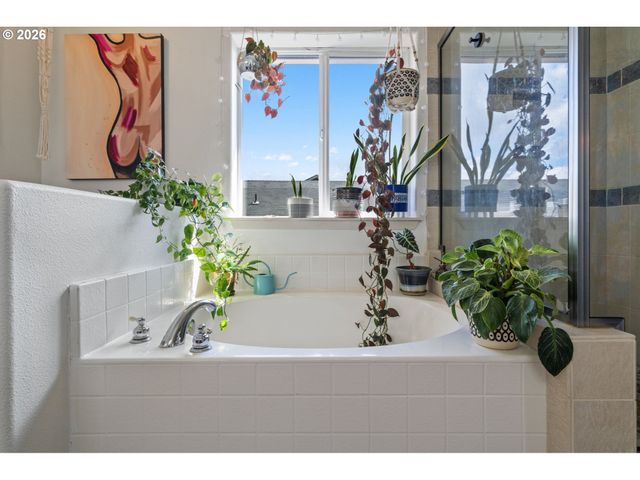 4030 Nw QUINAULT St, Camas, WA 98607