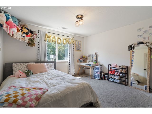 4030 Nw QUINAULT St, Camas, WA 98607