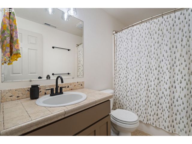 4030 Nw QUINAULT St, Camas, WA 98607