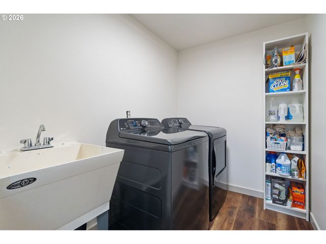 4030 Nw QUINAULT St, Camas, WA 98607