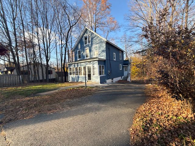 8 Howard Avenue, Meriden, CT 06450