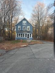 8 Howard Avenue, Meriden, CT 06450