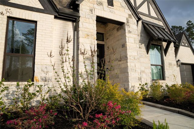 21931 Gateway Arch Drive, Porter, TX 77365