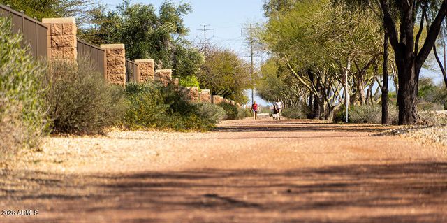 10102 W RIVERSIDE Avenue, Tolleson, AZ 85353
