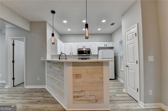 278 Timber Gate Drive, Lawrenceville, GA 30045