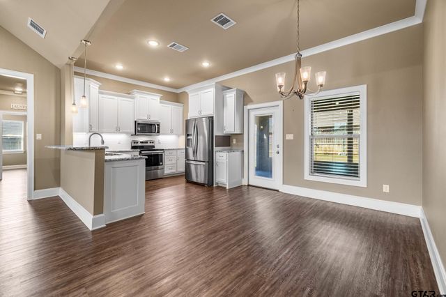 814 Charlie, Whitehouse, TX 75791