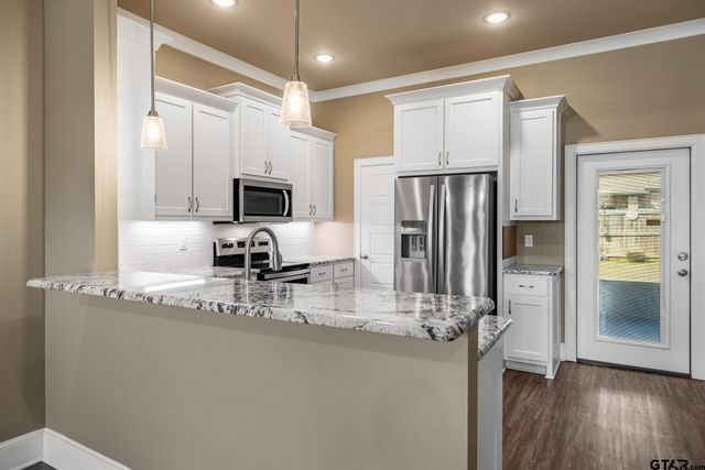 814 Charlie, Whitehouse, TX 75791