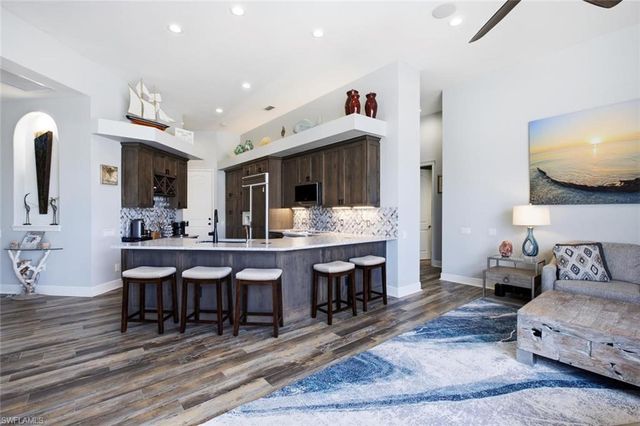 150 Peach CT, Marco Island, FL 34145