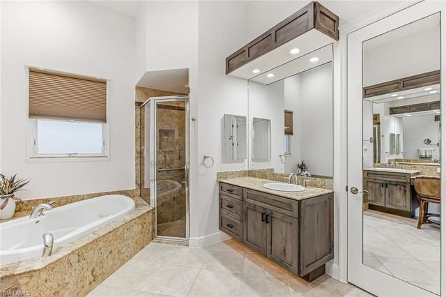 150 Peach CT, Marco Island, FL 34145