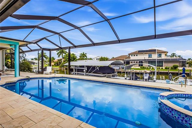 150 Peach CT, Marco Island, FL 34145
