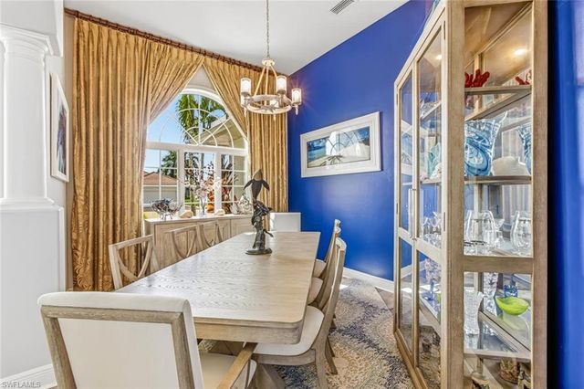 150 Peach CT, Marco Island, FL 34145