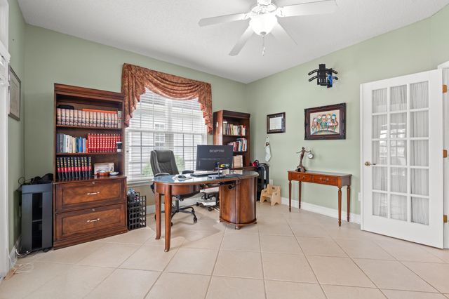 207 Wedgefield Dr., Conway, SC 29526