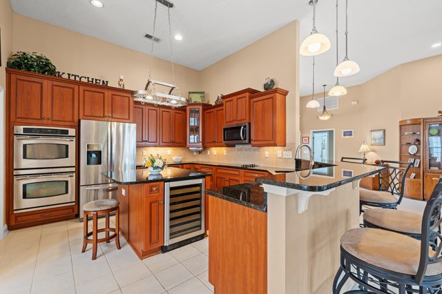 207 Wedgefield Dr., Conway, SC 29526