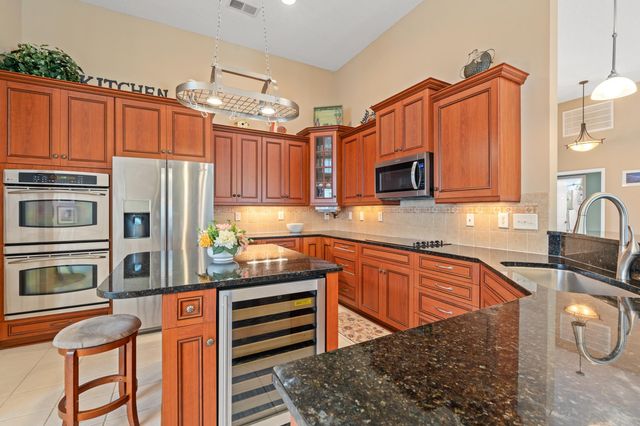 207 Wedgefield Dr., Conway, SC 29526