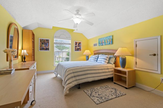 207 Wedgefield Dr., Conway, SC 29526