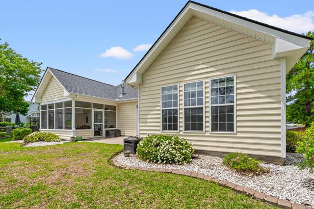 207 Wedgefield Dr., Conway, SC 29526