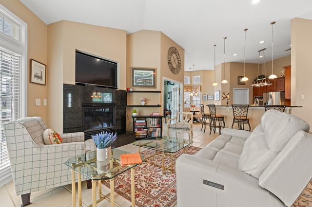 207 Wedgefield Dr., Conway, SC 29526