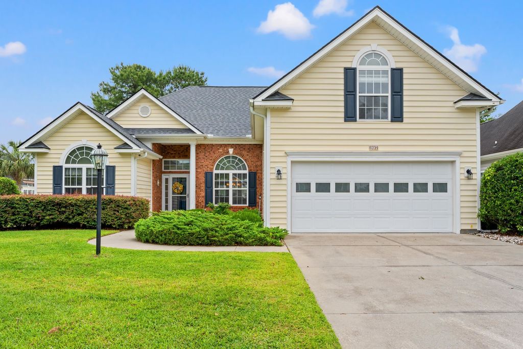 207 Wedgefield Dr., Conway, SC 29526