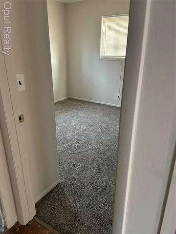 29985 Glenwood Street, Inkster, MI 48141