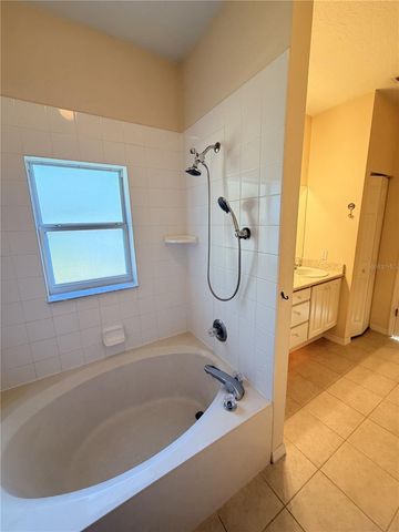 10 WESTFIELD LANE, Palm Coast, FL 32164