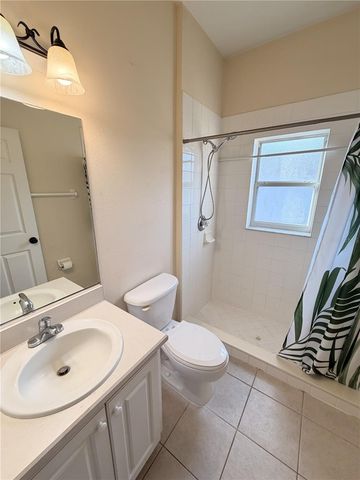 10 WESTFIELD LANE, Palm Coast, FL 32164