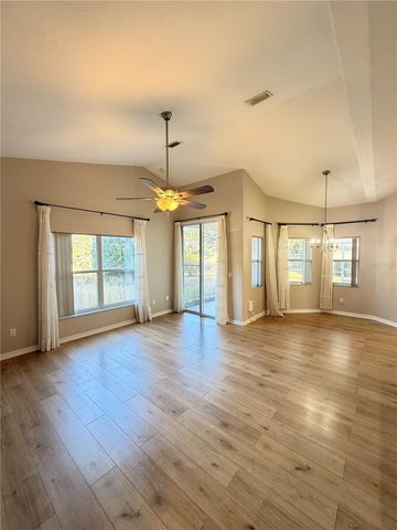 10 WESTFIELD LANE, Palm Coast, FL 32164