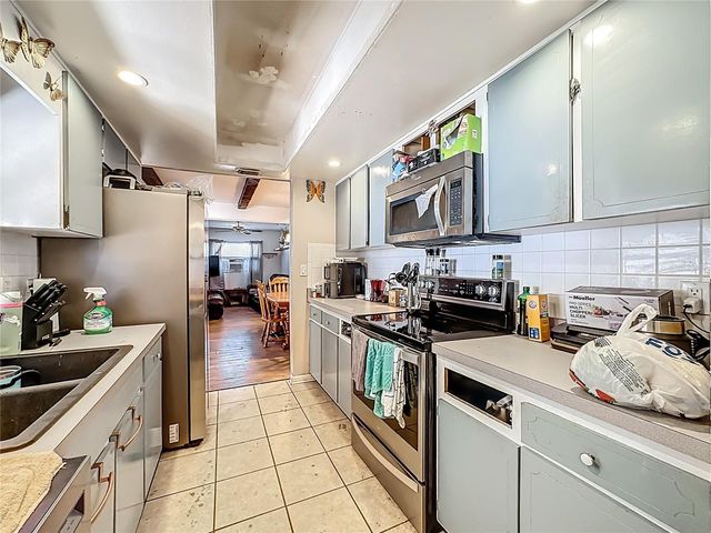 6508 1ST AVENUE W, Bradenton, FL 34209