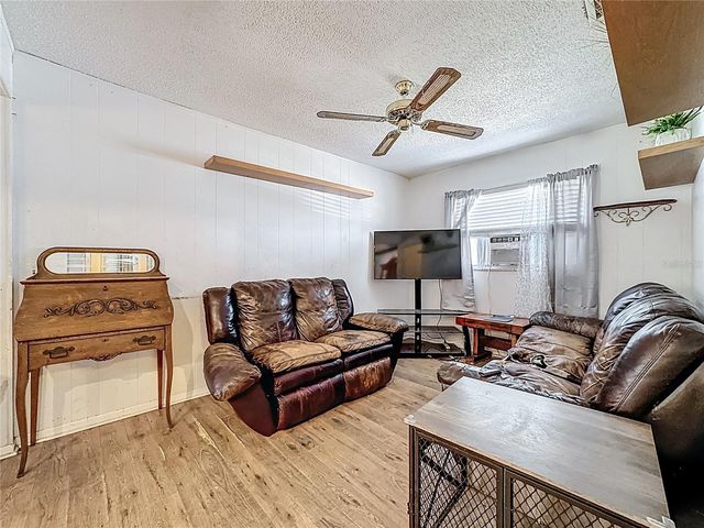 6508 1ST AVENUE W, Bradenton, FL 34209