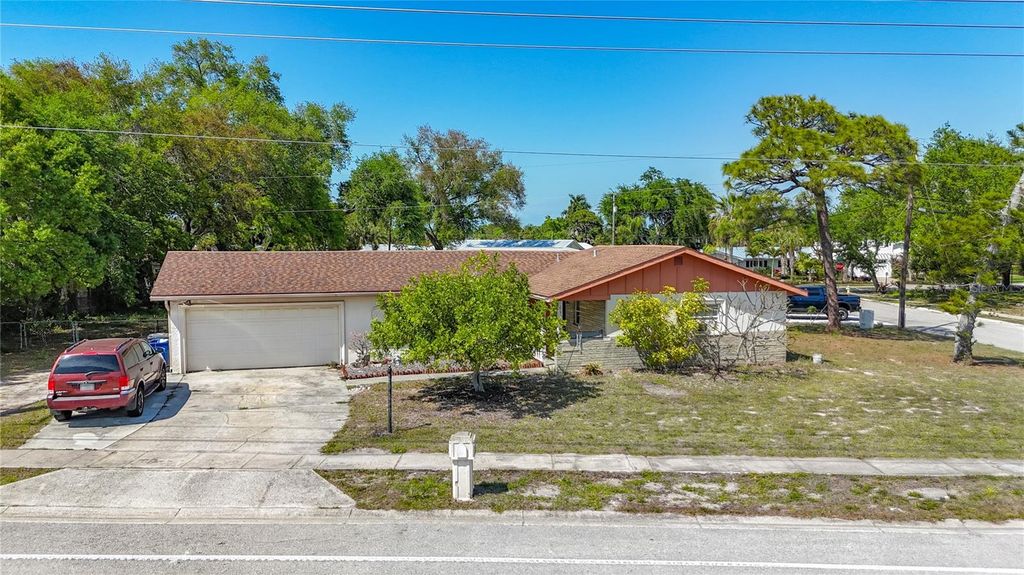 6508 1ST AVENUE W, Bradenton, FL 34209