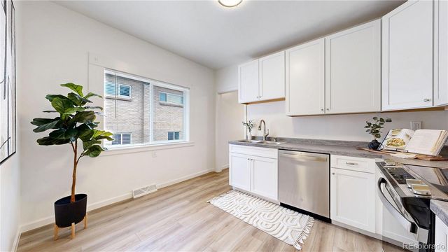 820 Knox Court, Denver, CO 80204