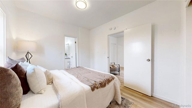 820 Knox Court, Denver, CO 80204