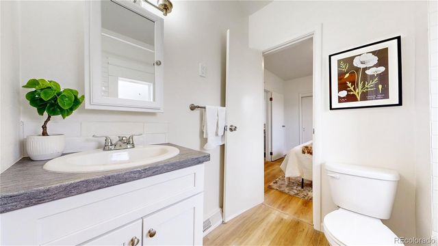 820 Knox Court, Denver, CO 80204