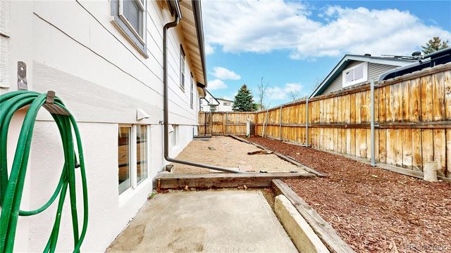 820 Knox Court, Denver, CO 80204