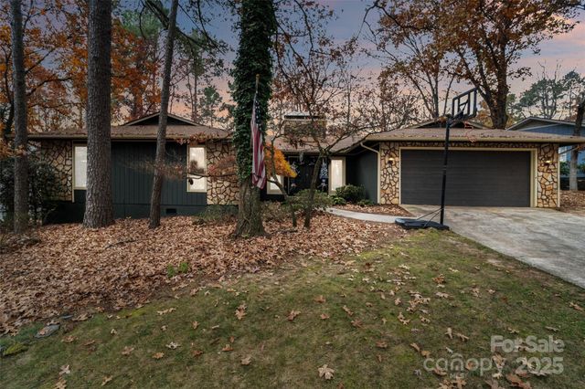 16144 Tana Tea Circle, Tega Cay, SC 29708