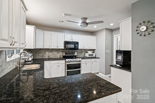 16144 Tana Tea Circle, Tega Cay, SC 29708