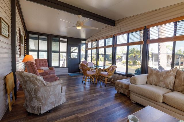 2100 KINGS HIGHWAY W 1059, Port Charlotte, FL 33980