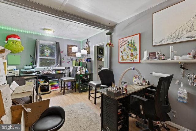 8002 FT SMALLWOOD RD, Baltimore, MD 21226