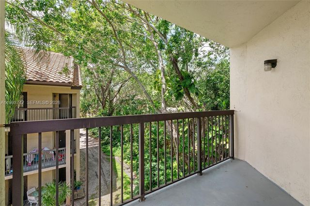 4221 W Mcnab Rd 42, Pompano Beach, FL 33069