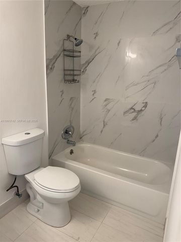 4221 W Mcnab Rd 42, Pompano Beach, FL 33069