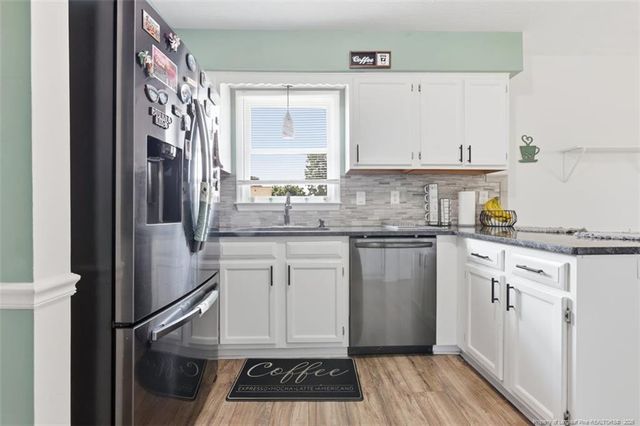 627 Sunnybrook Drive, Hope Mills, NC 28348