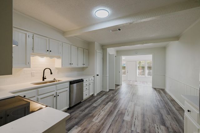 1605 Pickering Drive, Little Rock, AR 72211