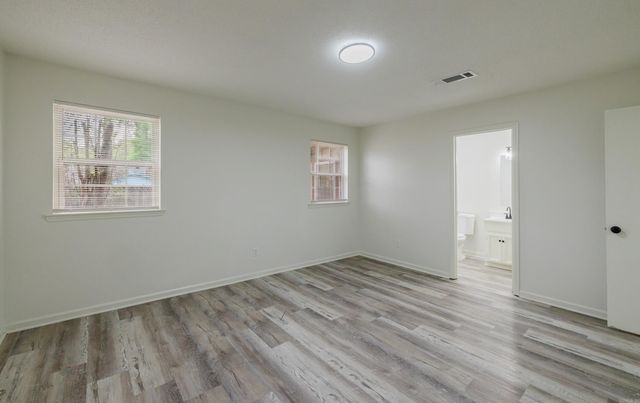 1605 Pickering Drive, Little Rock, AR 72211