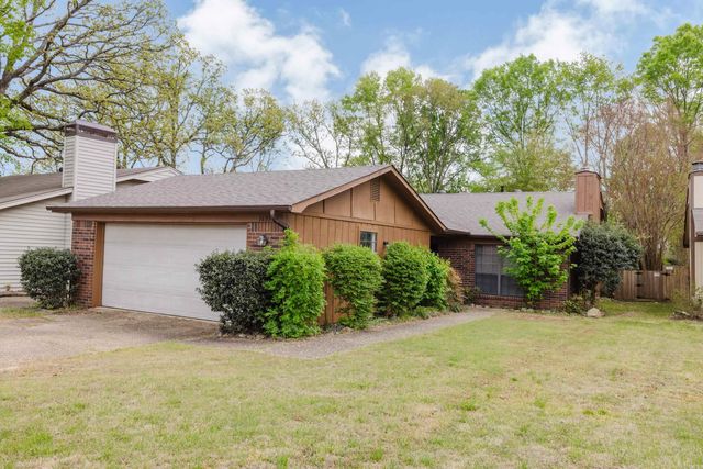 1605 Pickering Drive, Little Rock, AR 72211