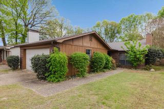 1605 Pickering Drive, Little Rock, AR 72211
