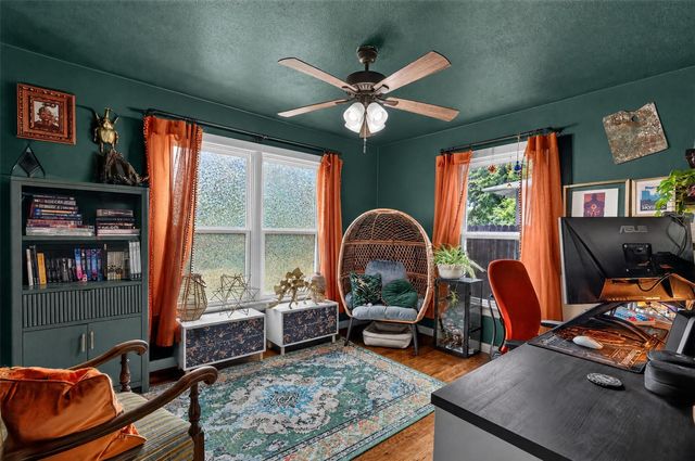 1006 Poindexter Avenue, Cleburne, TX 76033