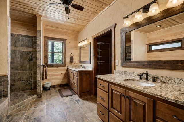 215 Snake Nation Overlook, Blue Ridge, GA 30513