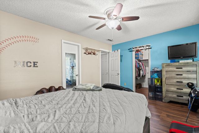 231 Independence Dr, Hot Springs, AR 71913